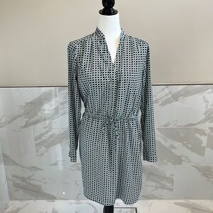 Gap  designed y crafted dress.  Light  Green  And Black Talla . Size M
